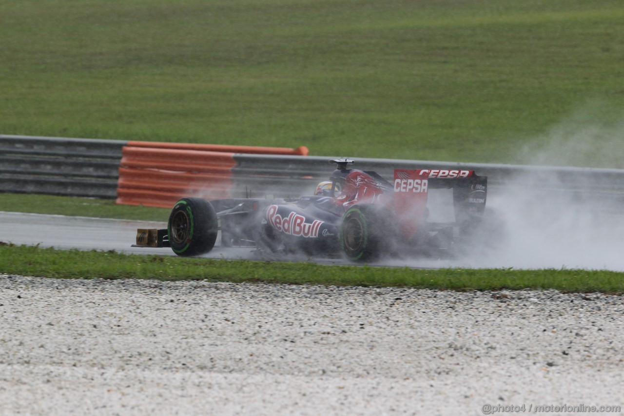 GP MALESIA, 24.03.2013- Gara, Jean-Eric Vergne (FRA) Scuderia Toro Rosso STR8