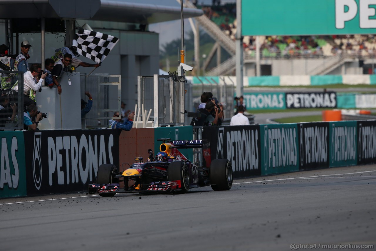 GP MALESIA, 24.03.2013- Gara, Sebastian Vettel (GER) Red Bull Racing RB9