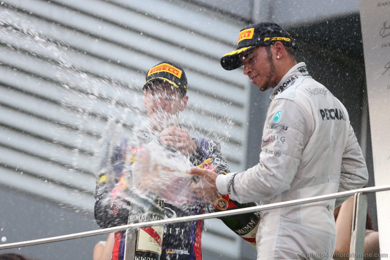 GP MALESIA, 24.03.2013- Gara, the podium; winner Sebastian Vettel (GER) Red Bull Racing RB9, 3rd Lewis Hamilton (GBR) Mercedes AMG F1 W04