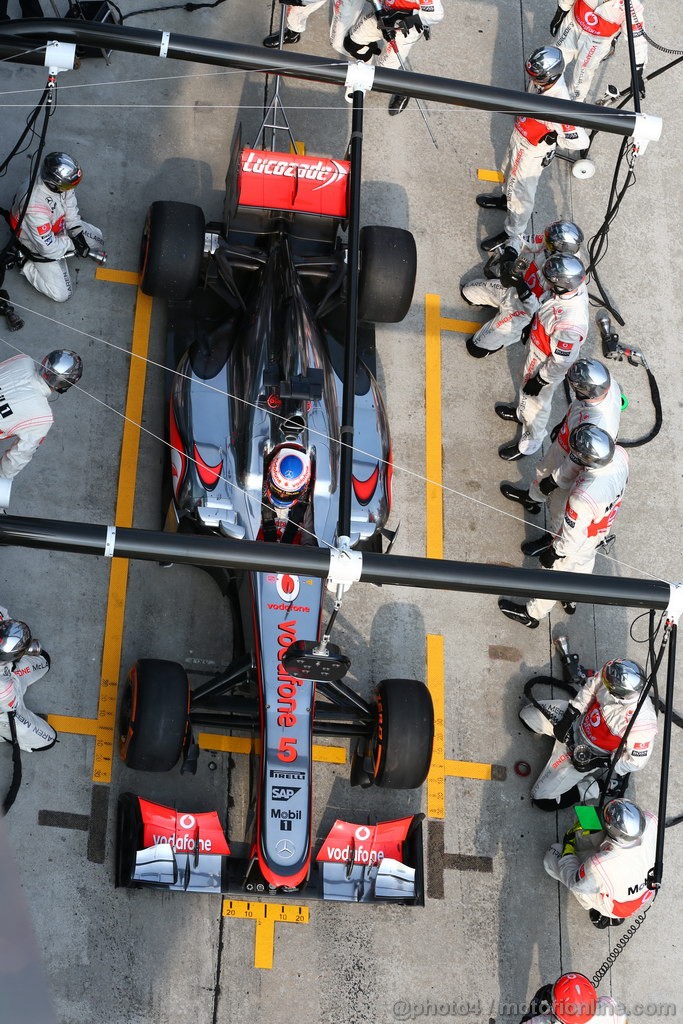 GP MALESIA, 24.03.2013- Gara, Jenson Button (GBR) McLaren Mercedes MP4-28 