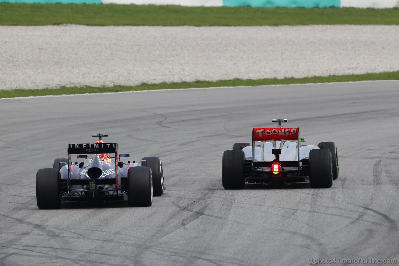 GP MALESIA, 24.03.2013- Gara, Sergio Perez (MEX) McLaren MP4-28 