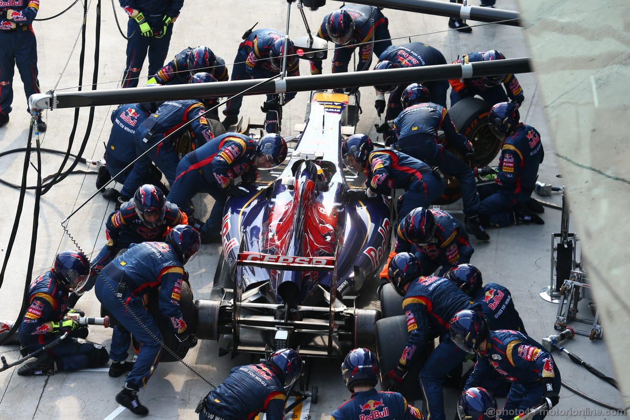 GP MALESIA, 24.03.2013- Gara, Jean-Eric Vergne (FRA) Scuderia Toro Rosso STR8