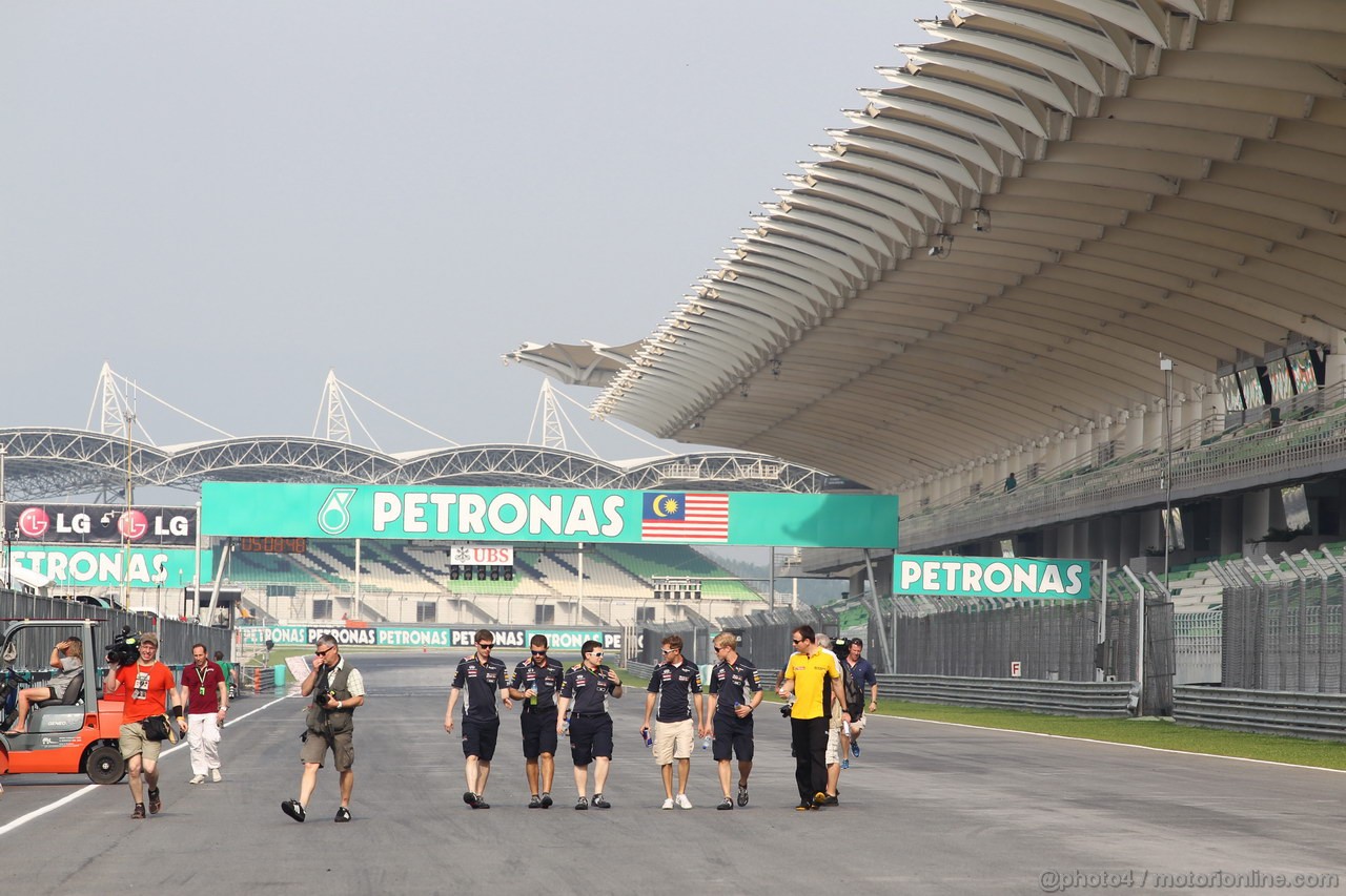 GP MALESIA, 21.03.2013- Sebastian Vettel (GER) Red Bull Racing RB9 