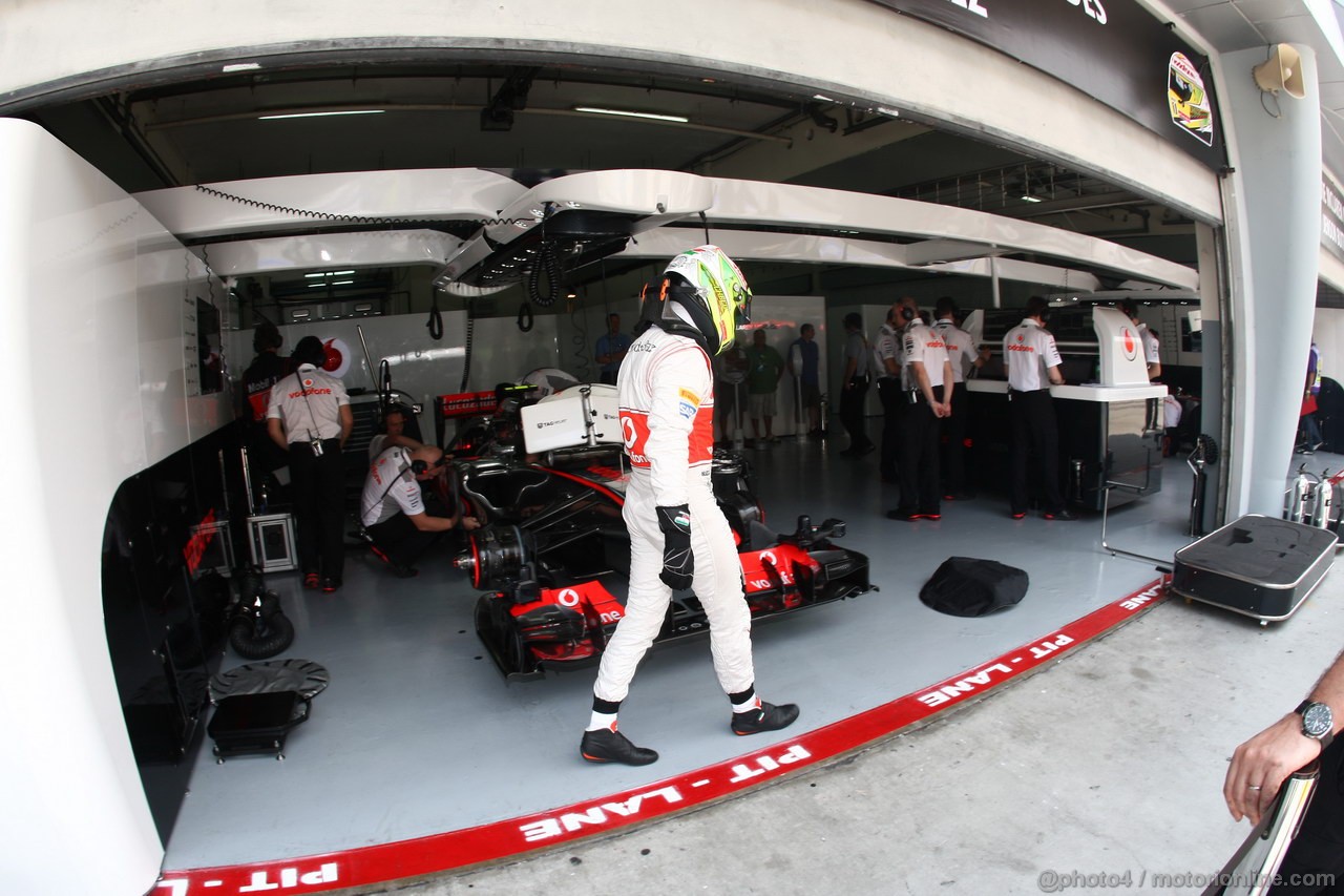 GP MALESIA, 23.03.2013 - Free practice 3, Sergio Perez (MEX) McLaren MP4-28