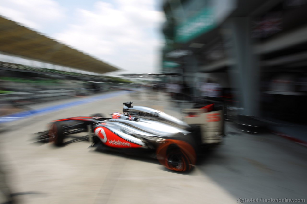 GP MALESIA, 23.03.2013 - Free practice 3, Jenson Button (GBR) McLaren Mercedes MP4-28