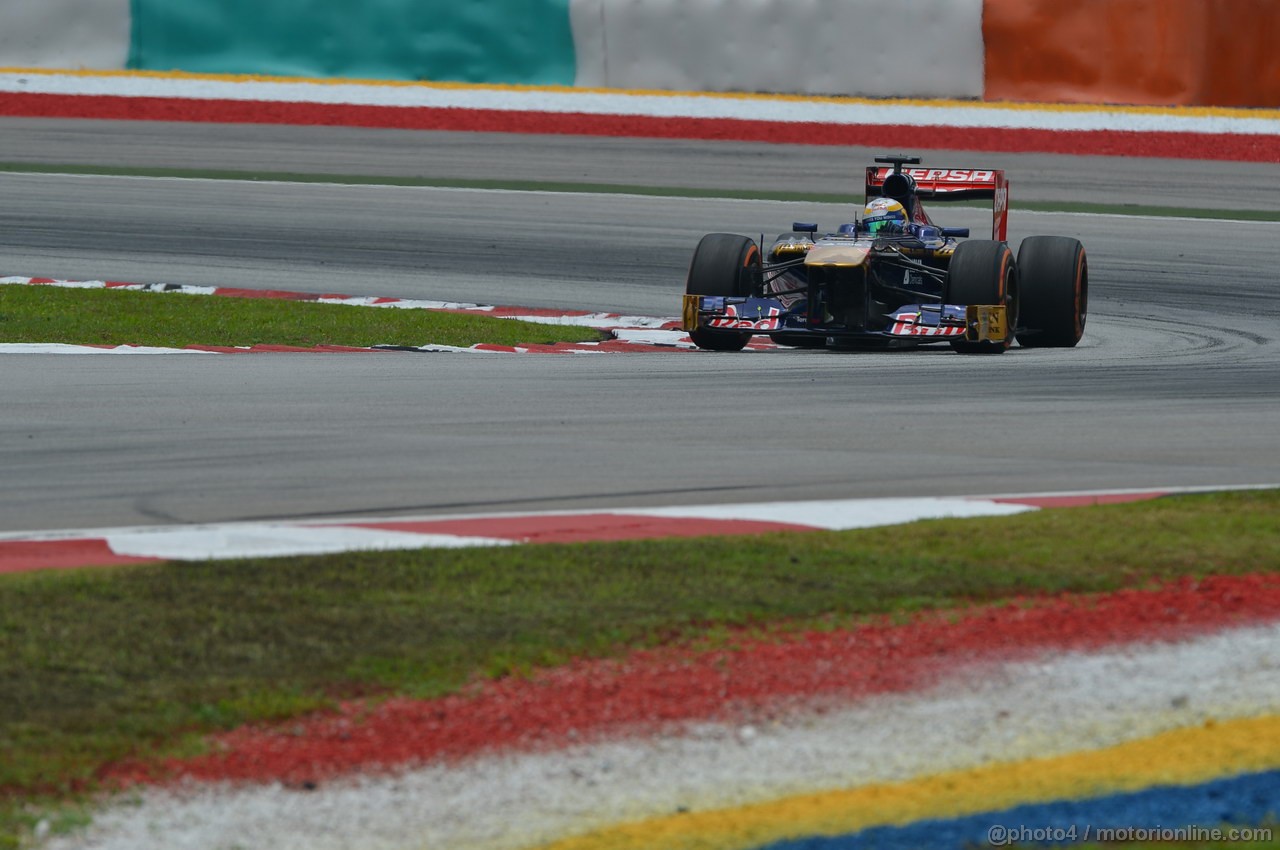 GP MALESIA, 23.03.2013, Free practice 3, Jean-Eric Vergne (FRA) Scuderia Toro Rosso STR8 