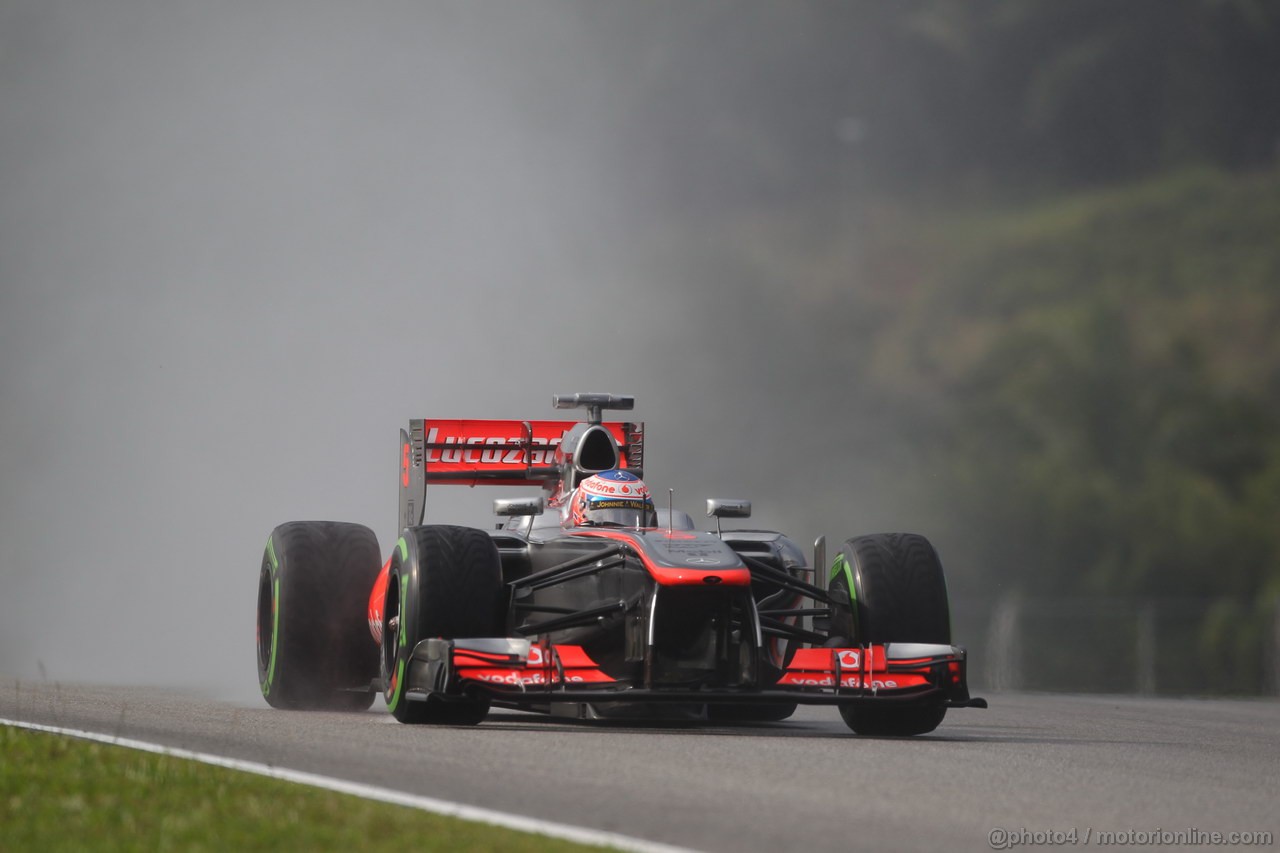 GP MALESIA, 23.03.2013- Qualifiche, Jenson Button (GBR) McLaren Mercedes MP4-28 