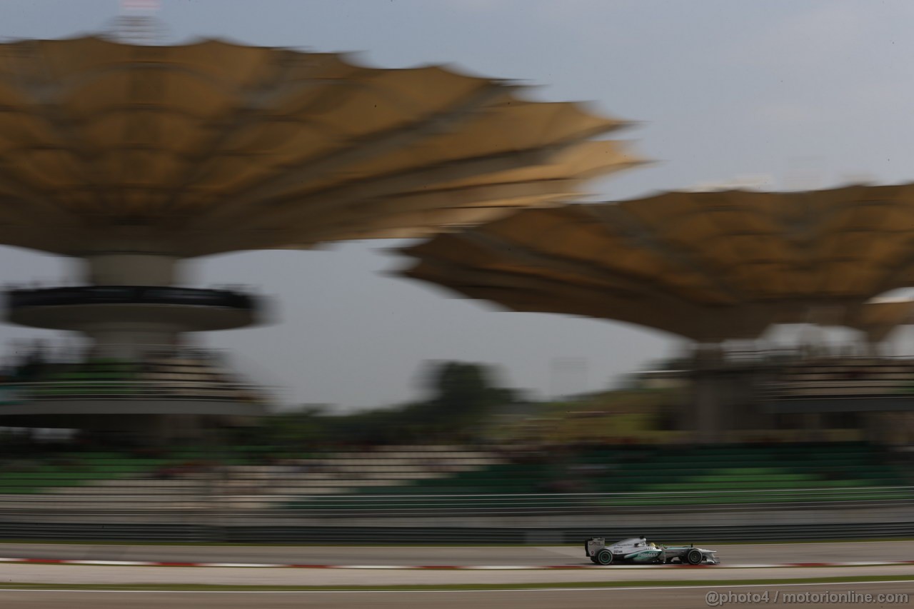 GP MALESIA, 23.03.2013- Qualifiche, Lewis Hamilton (GBR) Mercedes AMG F1 W04 