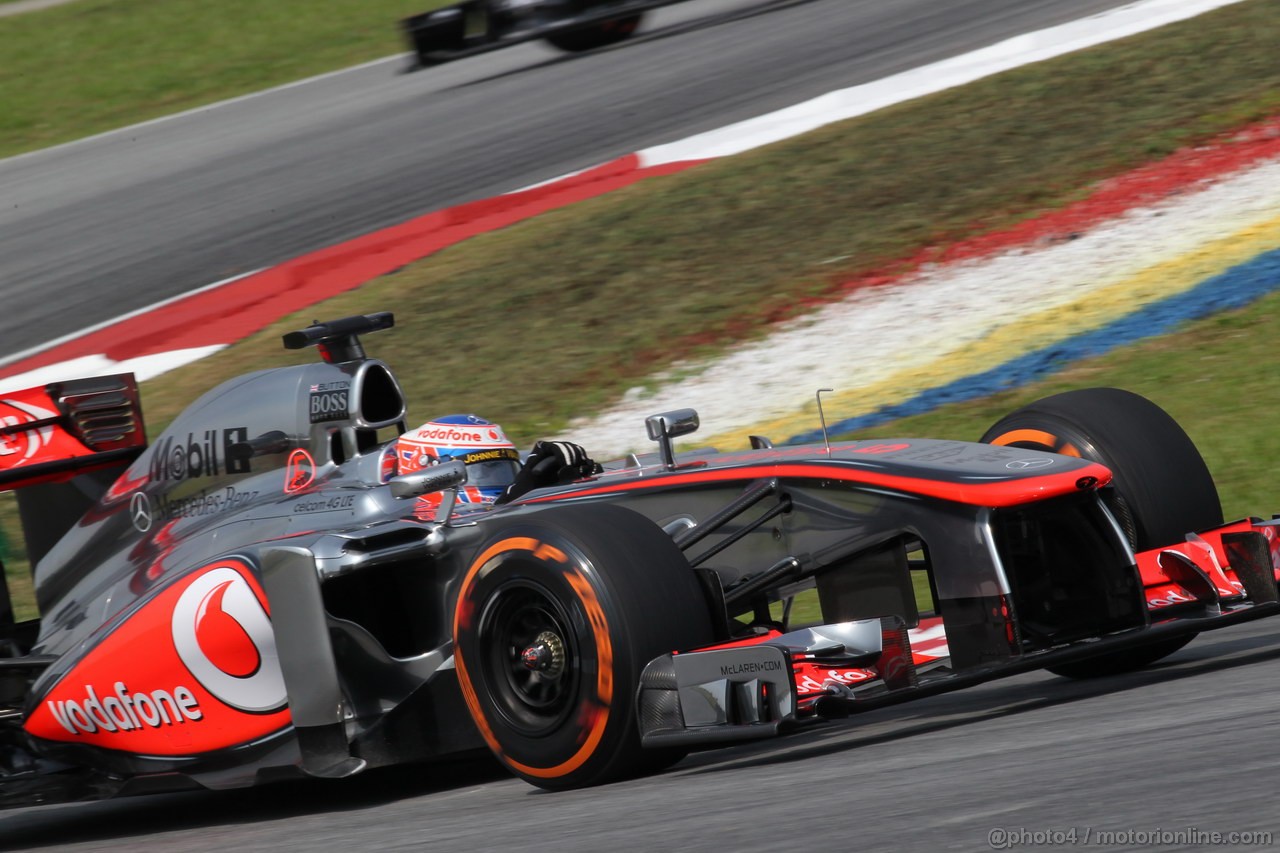 GP MALESIA, 22.03.2013- Prove Libere 1, Jenson Button (GBR) McLaren Mercedes MP4-28