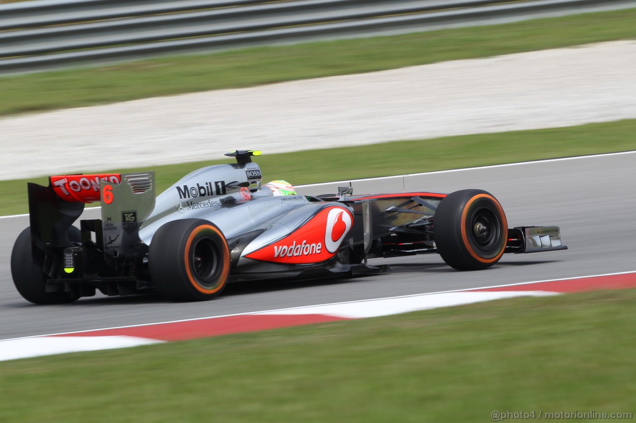 GP MALESIA, 22.03.2013 - Prove Libere 2, Sergio Perez (MEX) McLaren MP4-28