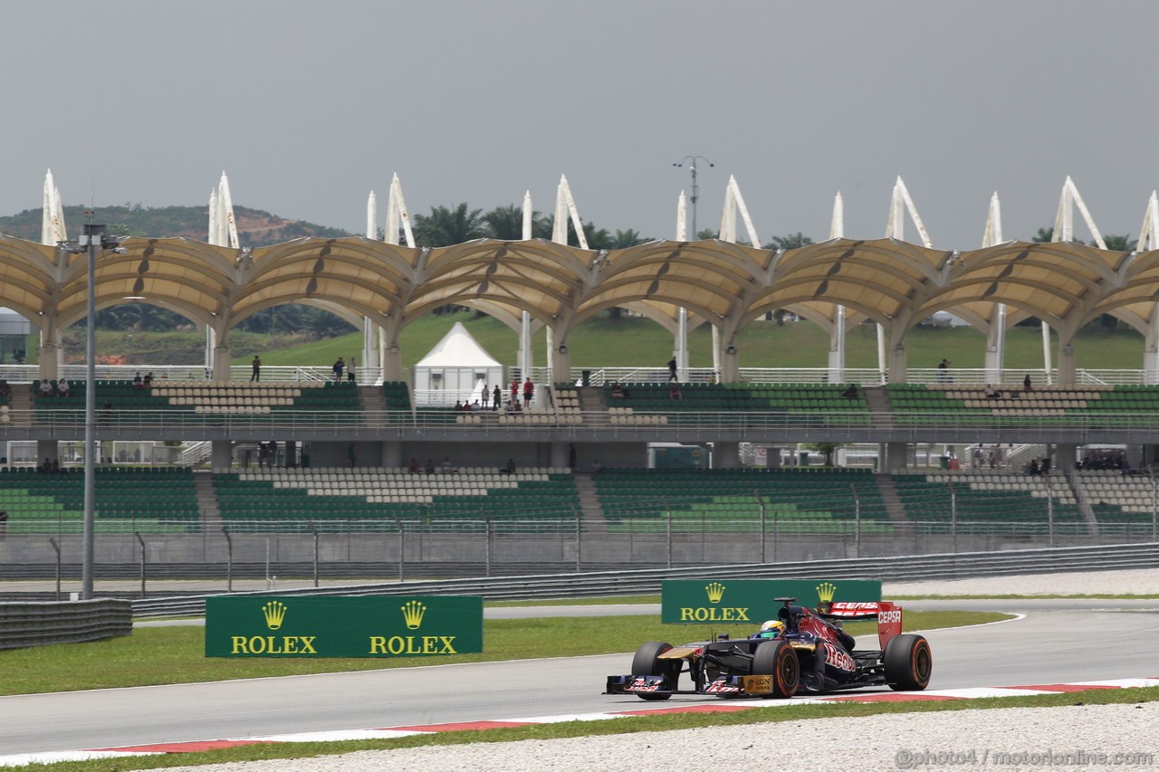 GP MALESIA, 22.03.2013 - Prove Libere 2, Jean-Eric Vergne (FRA) Scuderia Toro Rosso STR8