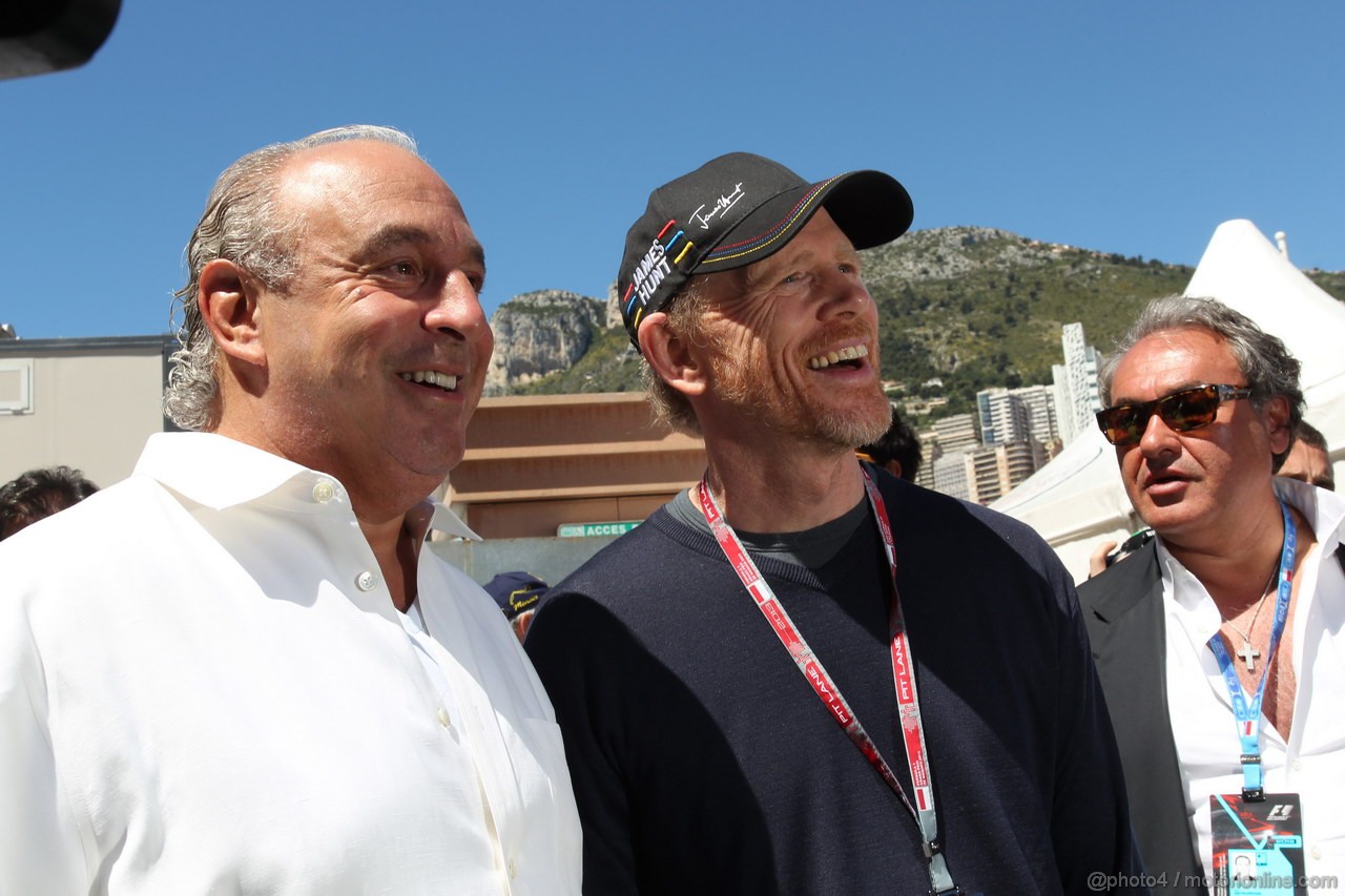 GP MONACO, 26.05.2013- (L-D) Sir Philip Green (GBR) CEO Arcadia Group e Ron Howard (USA), Film Director