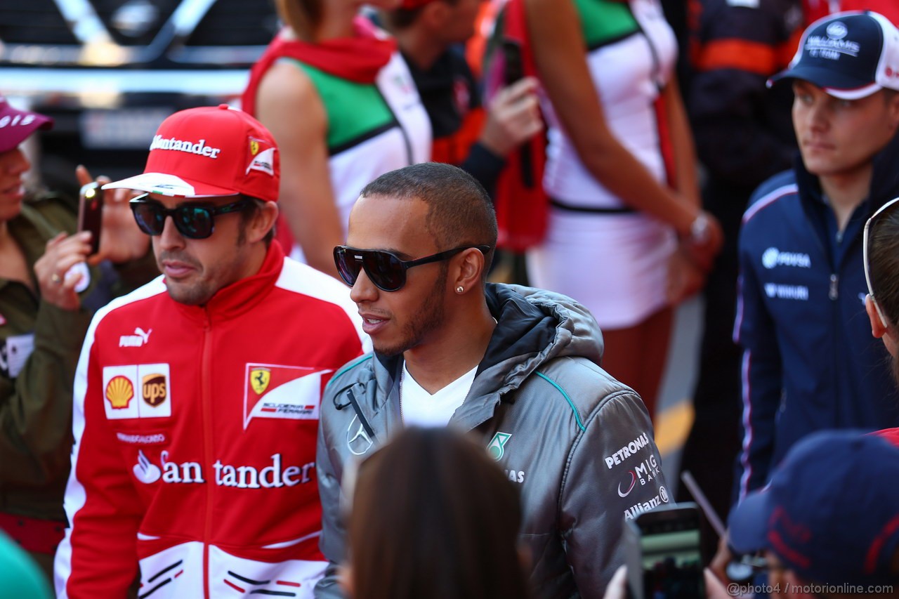 GP MONACO, 26.05.2013- Fernando Alonso (ESP) Ferrari F138 e Lewis Hamilton (GBR) Mercedes AMG F1 W04 