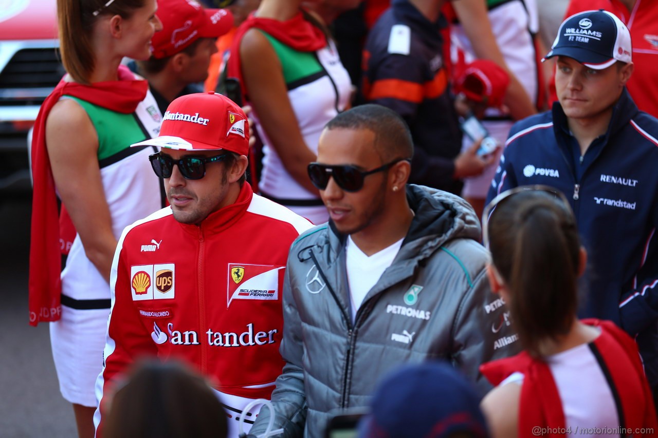 GP MONACO, 26.05.2013- Fernando Alonso (ESP) Ferrari F138 e Lewis Hamilton (GBR) Mercedes AMG F1 W04