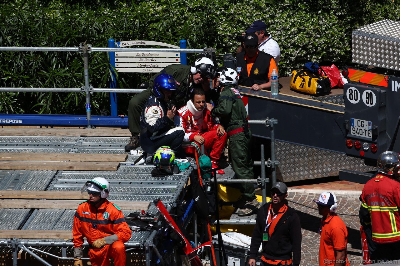 GP MONACO, 26.05.2013- Gara, Crash, Felipe Massa (BRA) Ferrari F138 