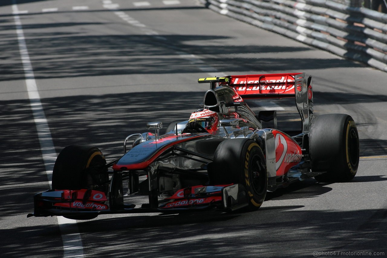 GP MONACO, 23.05.2013- Prove Libere 1, Sergio Perez (MEX) McLaren MP4-28 
