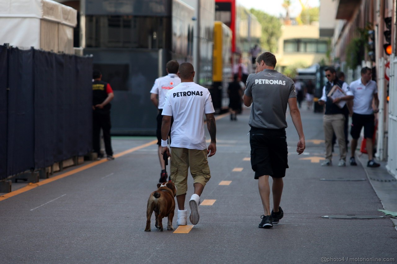 GP MONACO, 22.05.2013-  Lewis Hamilton (GBR) Mercedes AMG F1 W04 e his dog, Roscoe