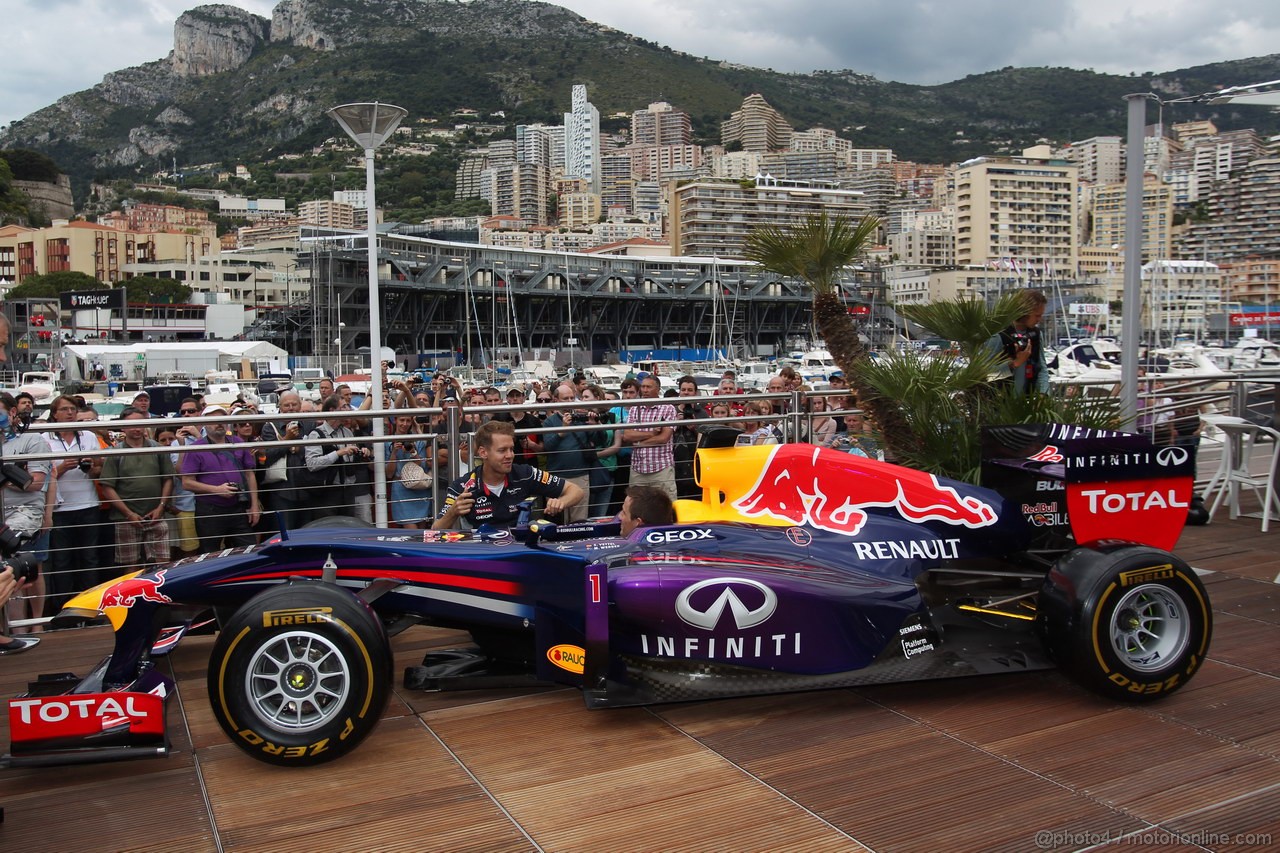 GP MONACO, 22.05.2013- Sebastian Vettel (GER) Red Bull Racing RB9 e Sebastien Ogier (F) WRC Driver