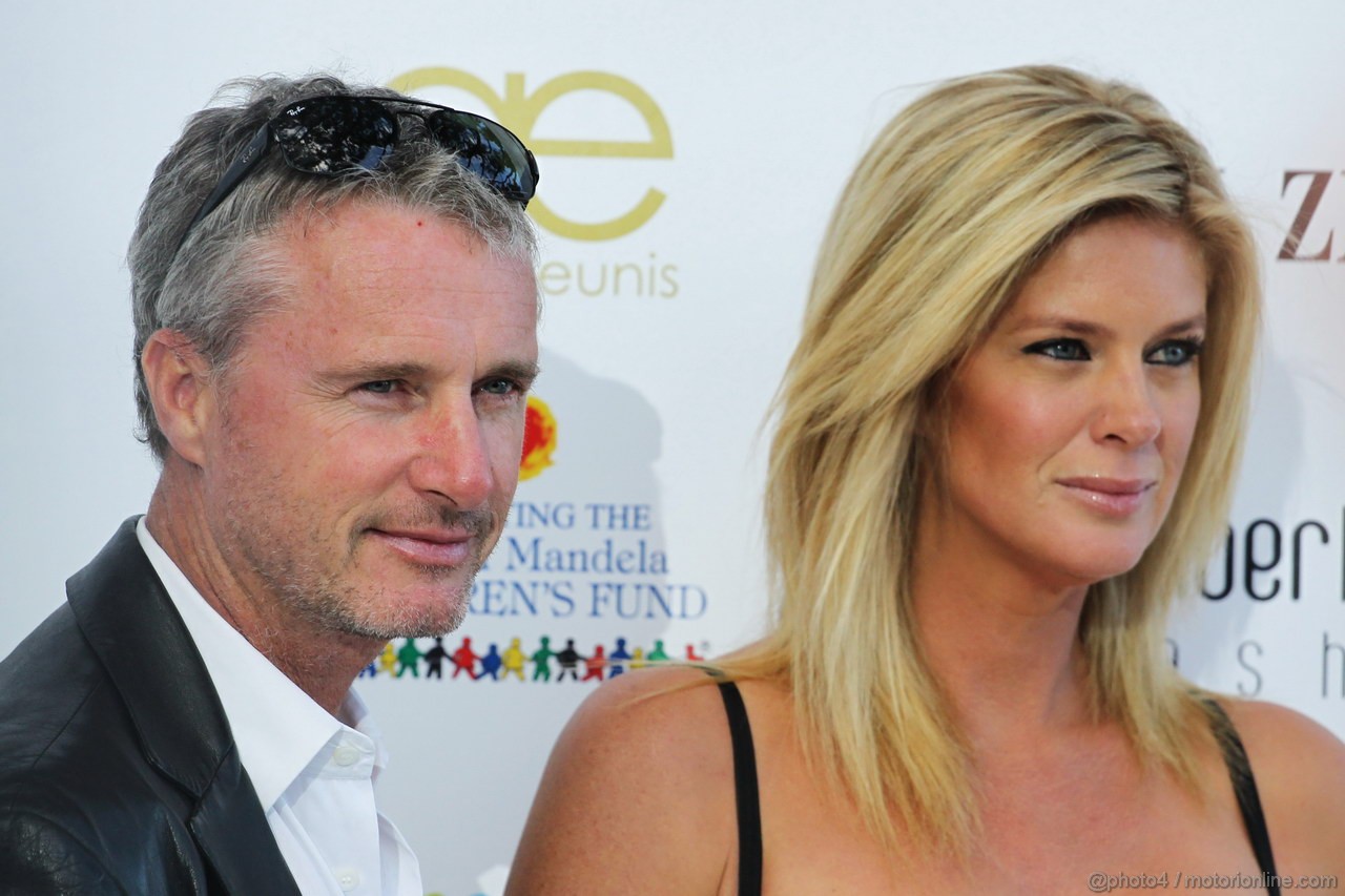 GP MONACO, Eddie Irvine (GBR) with Rachel Hunter (GBR) at the Amber Lounge Fashion Show.
