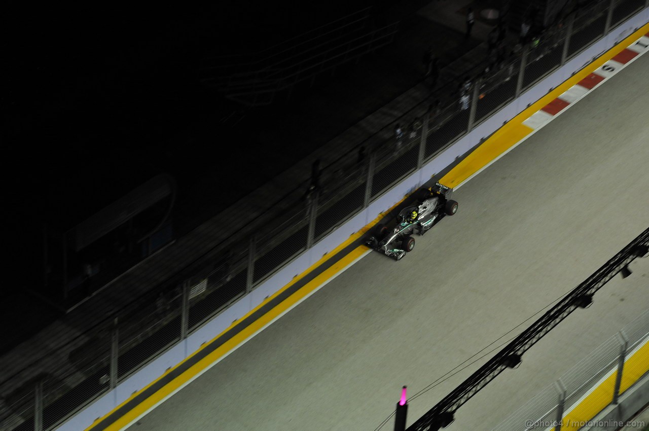 GP SINGAPORE, 22.09.2013- Gara: Nico Rosberg (GER) Mercedes AMG F1 W04 