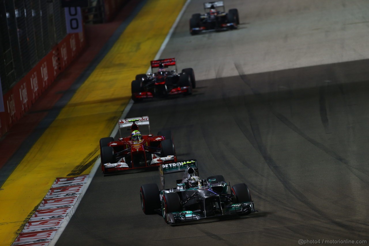 GP SINGAPORE, 22.09.2013- Gara: Lewis Hamilton (GBR) Mercedes AMG F1 W04 