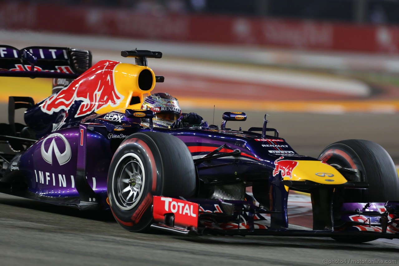 GP SINGAPORE, 22.09.2013- Gara, Sebastian Vettel (GER) Red Bull Racing RB9