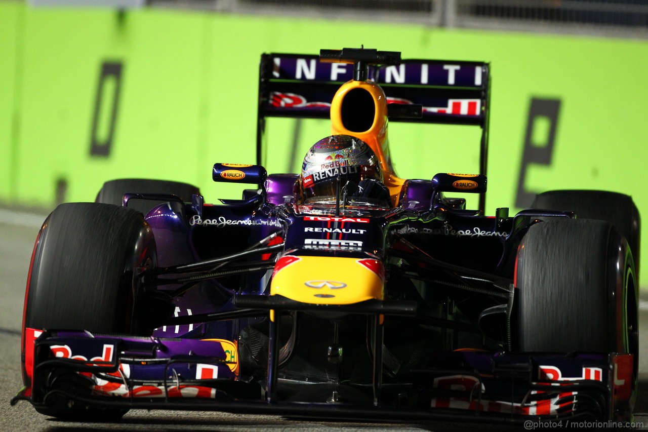 GP SINGAPORE, 22.09.2013- Gara, Sebastian Vettel (GER) Red Bull Racing RB9