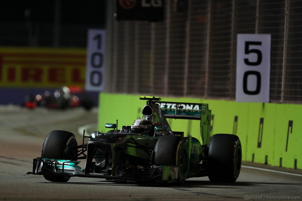 GP SINGAPORE, 22.09.2013- Gara, Lewis Hamilton (GBR) Mercedes AMG F1 W04