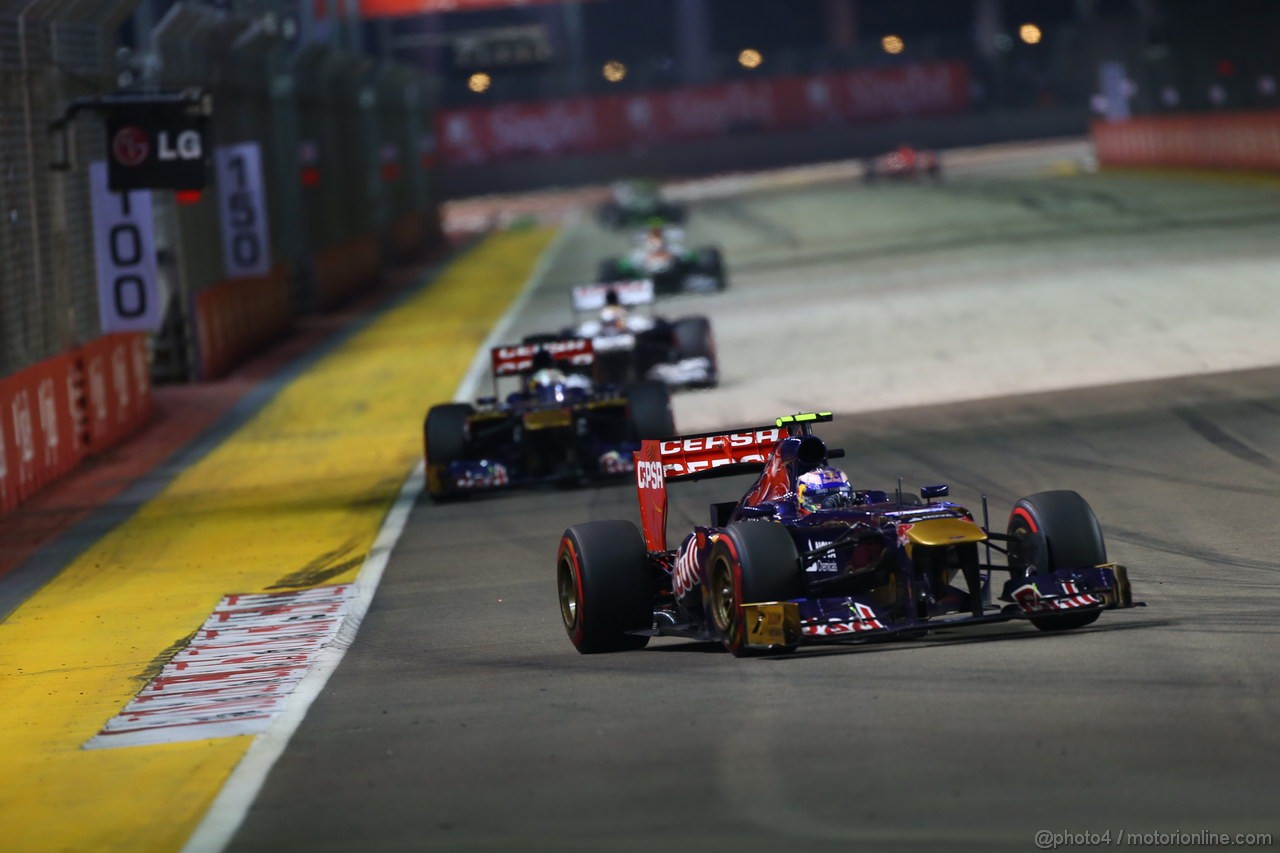 GP SINGAPORE, 22.09.2013- Gara, Daniel Ricciardo (AUS) Scuderia Toro Rosso STR8