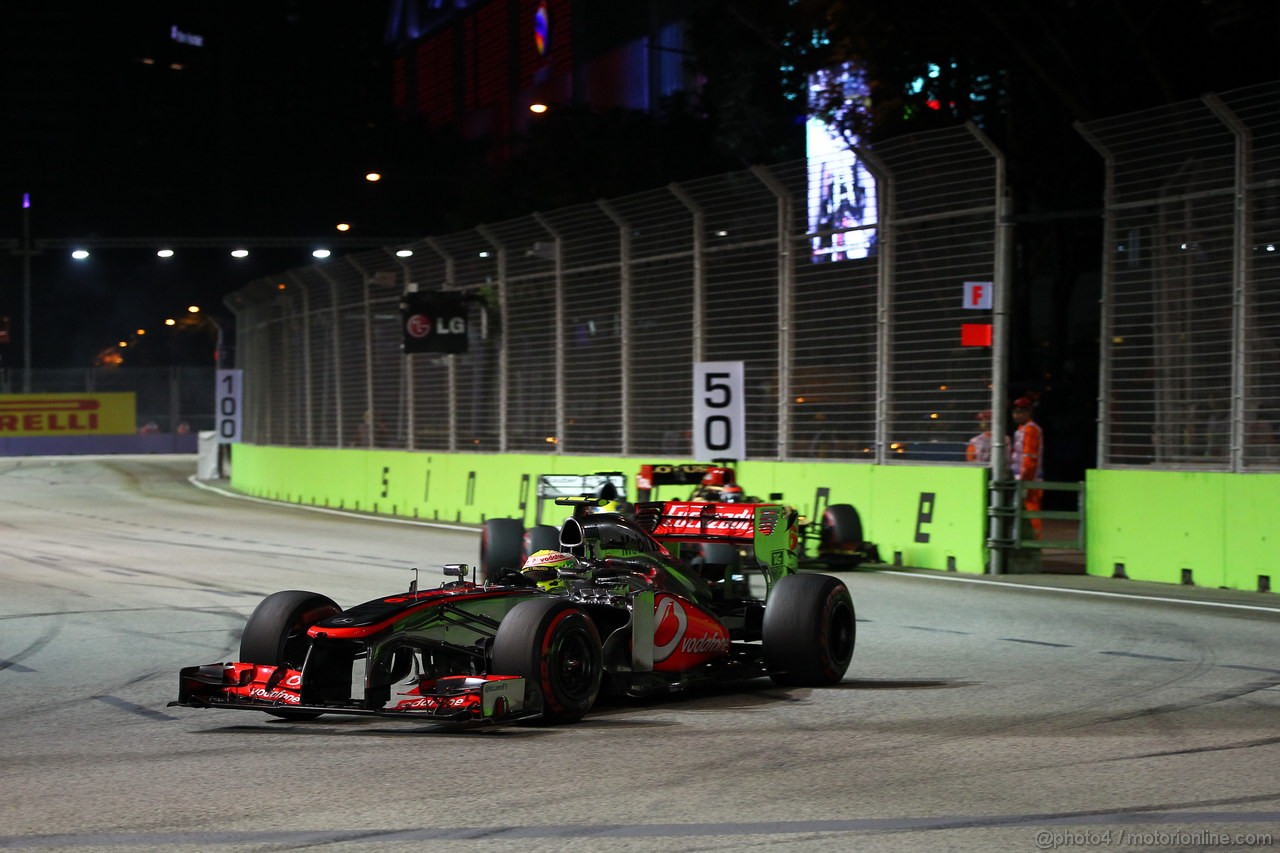 GP SINGAPORE, 22.09.2013- Sergio Perez (MEX) McLaren MP4-28