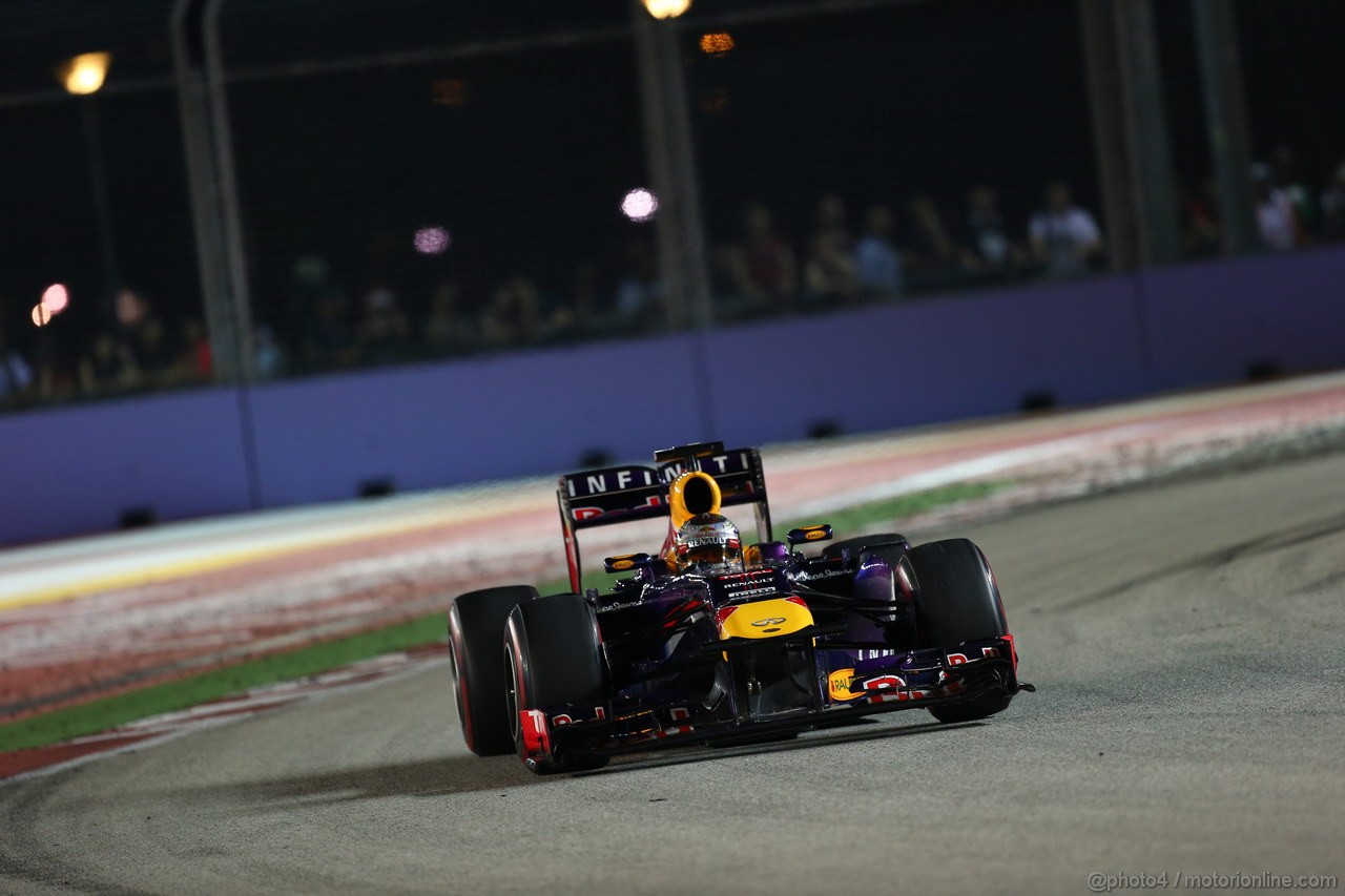 GP SINGAPORE, 22.09.2013- Gara,  Sebastian Vettel (GER) Red Bull Racing RB9