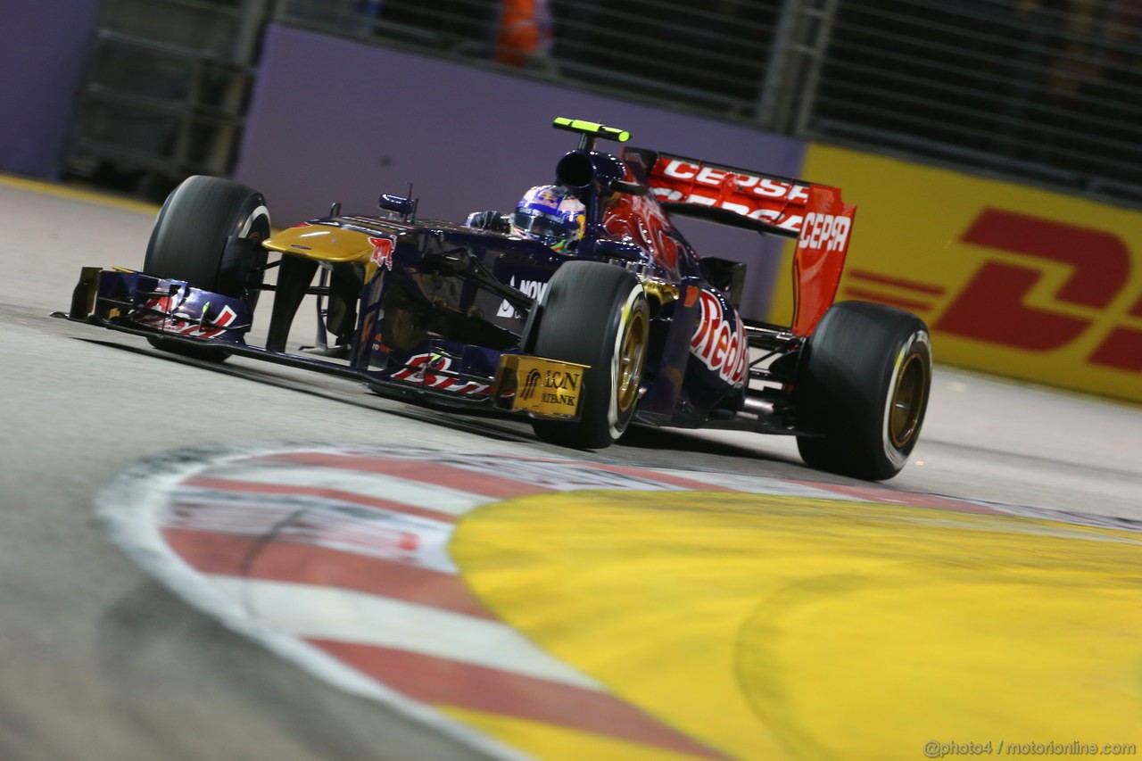 GP SINGAPORE, 22.09.2013- Gara,  Daniel Ricciardo (AUS) Scuderia Toro Rosso STR8