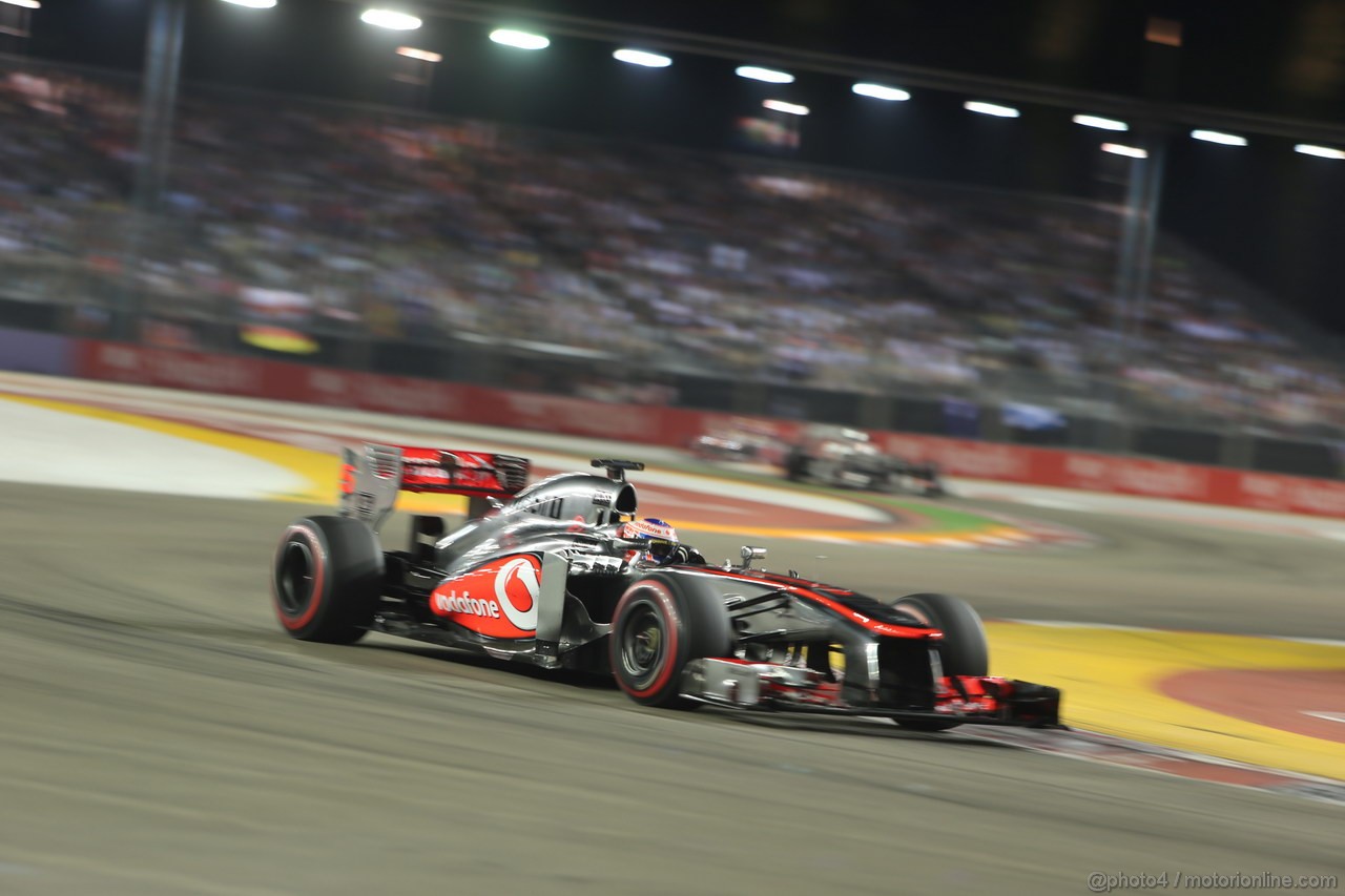 GP SINGAPORE, 22.09.2013- Gara,  Jenson Button (GBR) McLaren Mercedes MP4-28