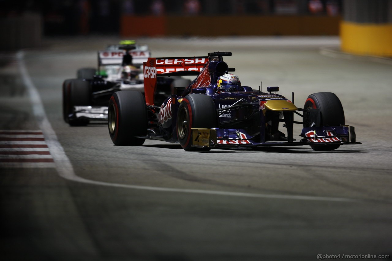 GP SINGAPORE, 22.09.2013- Gara,  Jean-Eric Vergne (FRA) Scuderia Toro Rosso STR8