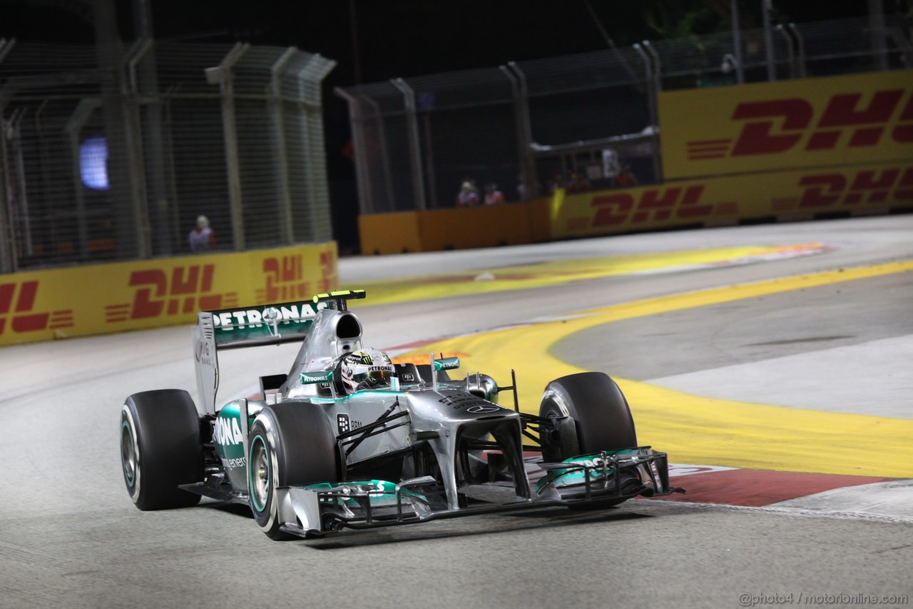 GP SINGAPORE, 22.09.2013- Gara,  Lewis Hamilton (GBR) Mercedes AMG F1 W04