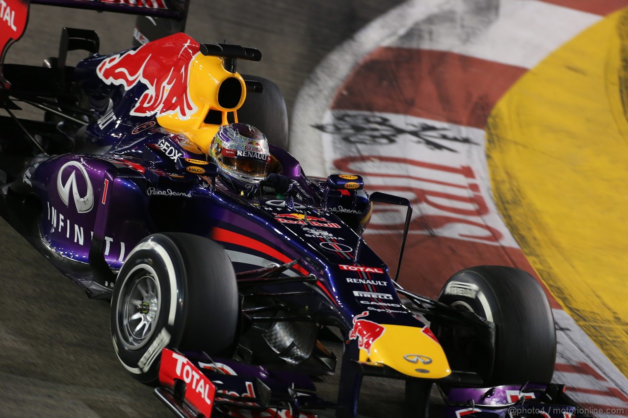 GP SINGAPORE, 22.09.2013- Gara,  Sebastian Vettel (GER) Red Bull Racing RB9