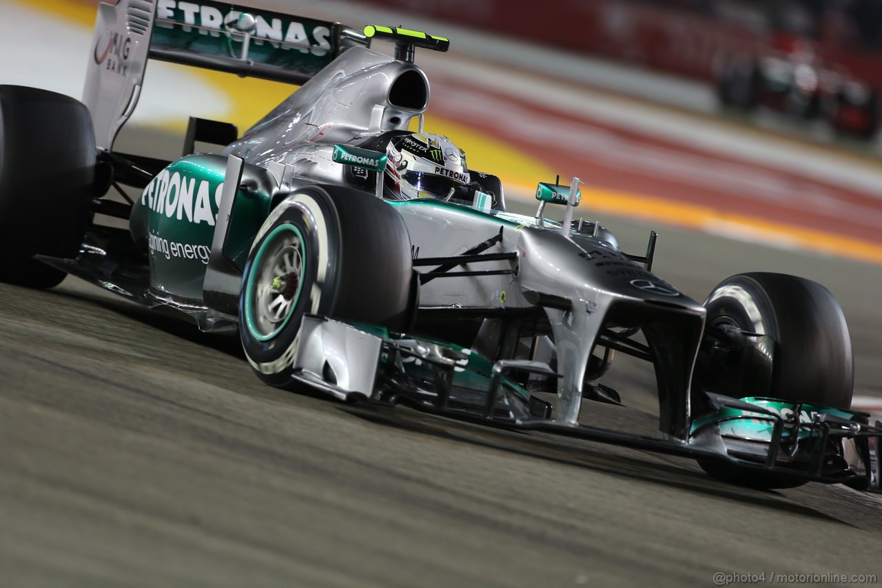 GP SINGAPORE, 22.09.2013- Gara,  Lewis Hamilton (GBR) Mercedes AMG F1 W04