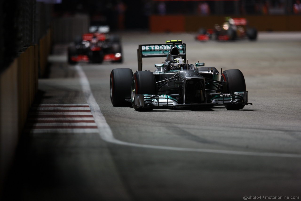 GP SINGAPORE, 22.09.2013- Gara,  Lewis Hamilton (GBR) Mercedes AMG F1 W04