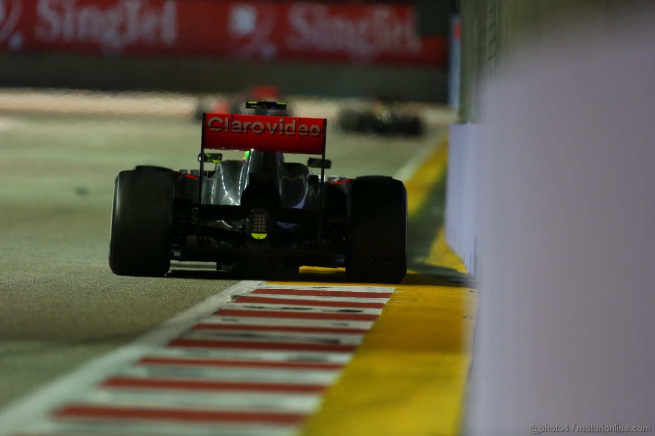 GP SINGAPORE, 22.09.2013- Gara,  Sergio Perez (MEX) McLaren MP4-28