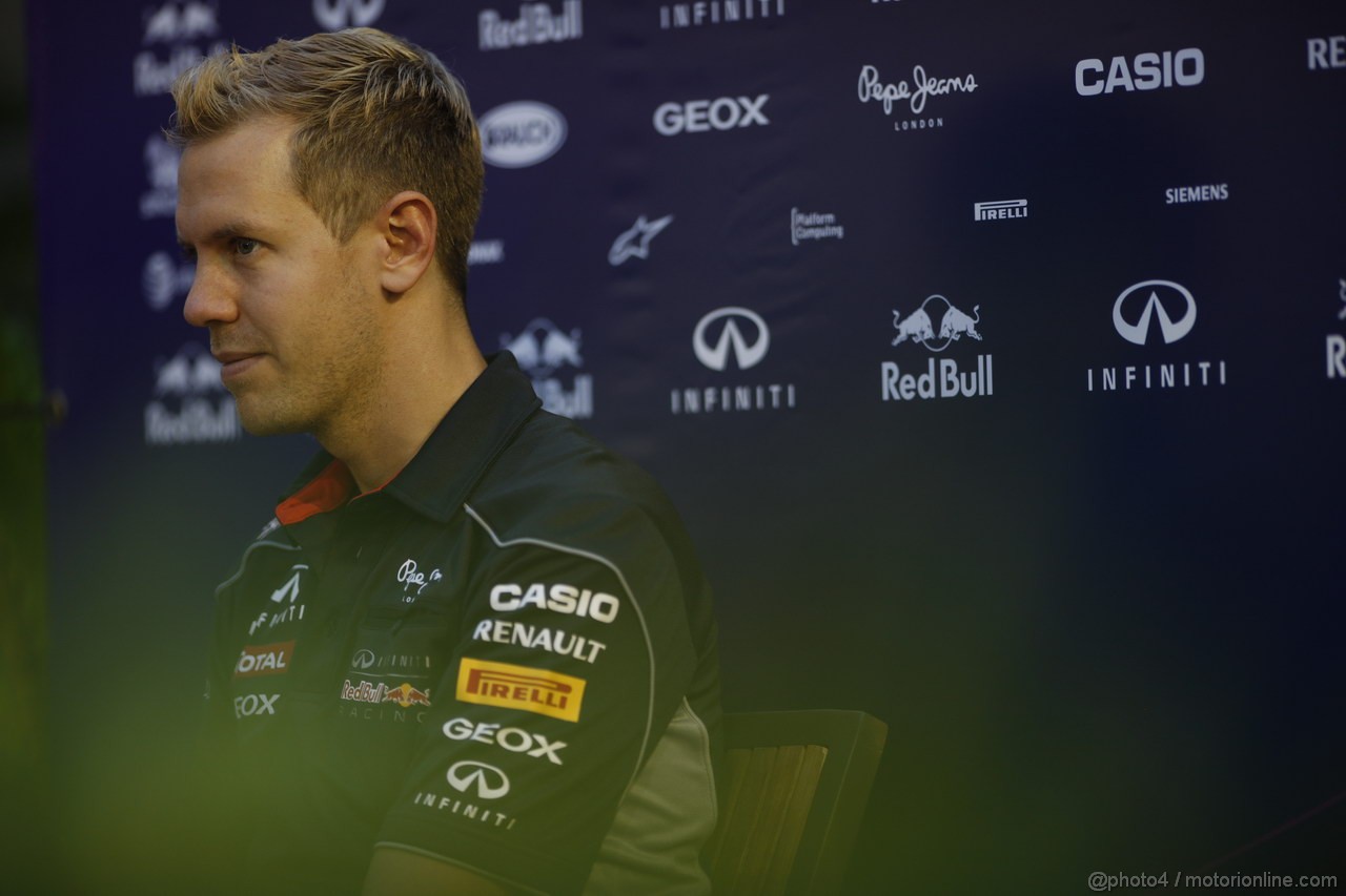 GP SINGAPORE, 19.09.2013- Sebastian Vettel (GER) Red Bull Racing RB9