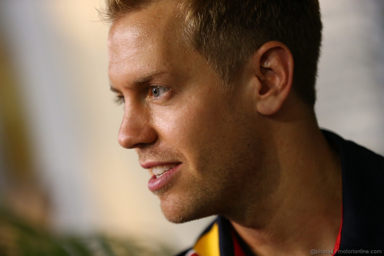 GP SINGAPORE, 19.09.2013- Sebastian Vettel (GER) Red Bull Racing RB9