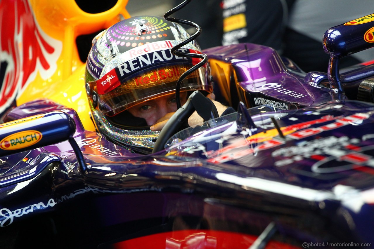 GP SINGAPORE, 21.09.2013- Free practice 3, Sebastian Vettel (GER) Red Bull Racing RB9
