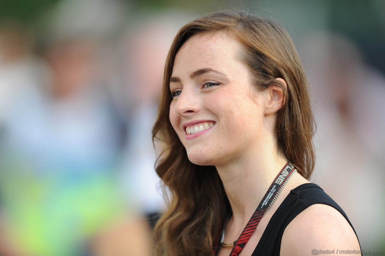 GP SINGAPORE, 21.09.2013- Laura Jordan (GBR), girlfriend of Paul di Resta (GBR) 