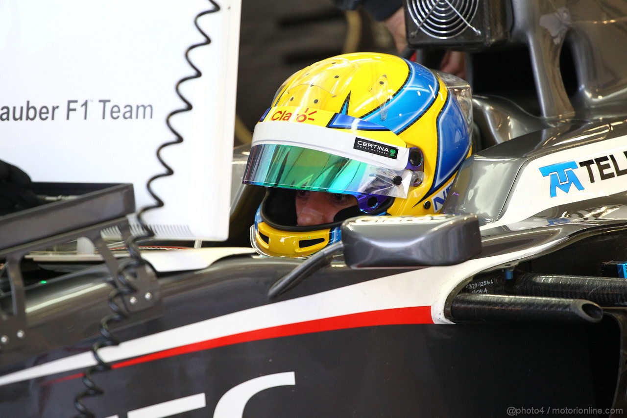GP SINGAPORE, 21.09.2013- Free practice 3, Esteban Gutierrez (MEX), Sauber F1 Team C32