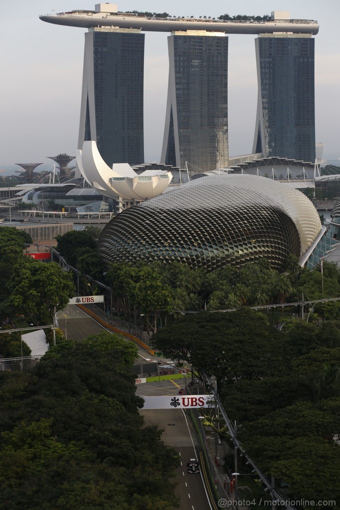 GP SINGAPORE, 21.09.2013- Free practice 3, Nico Hulkenberg (GER) Sauber F1 Team C32