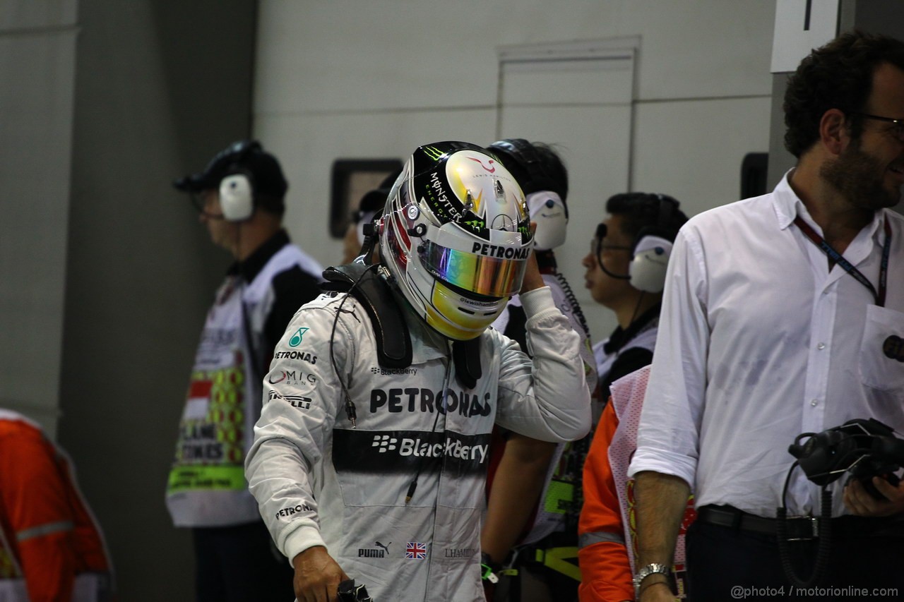GP SINGAPORE, 21.09.2013- Qualifiche, Lewis Hamilton (GBR) Mercedes AMG F1 W04