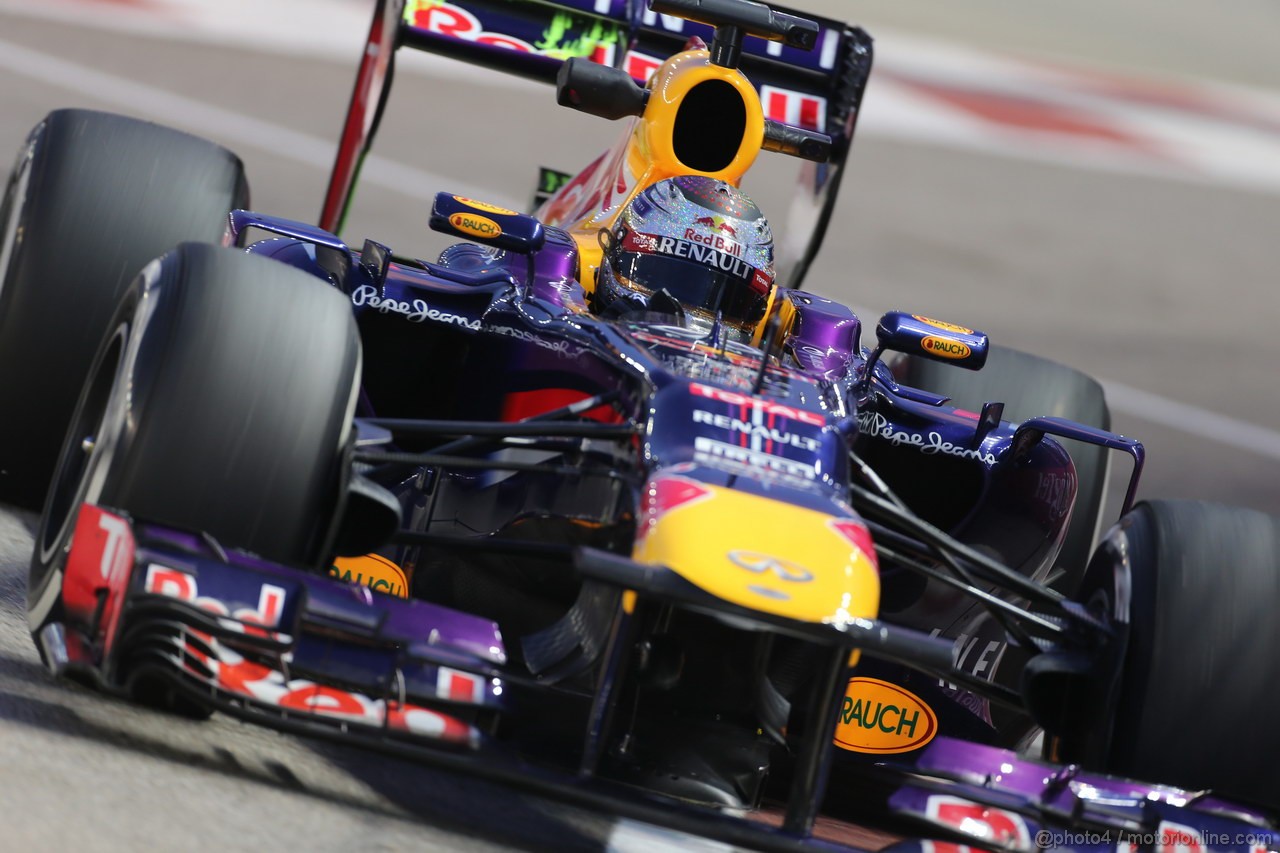 GP SINGAPORE, 20.09.2013- Prove Libere 1: Sebastian Vettel (GER) Red Bull Racing RB9 