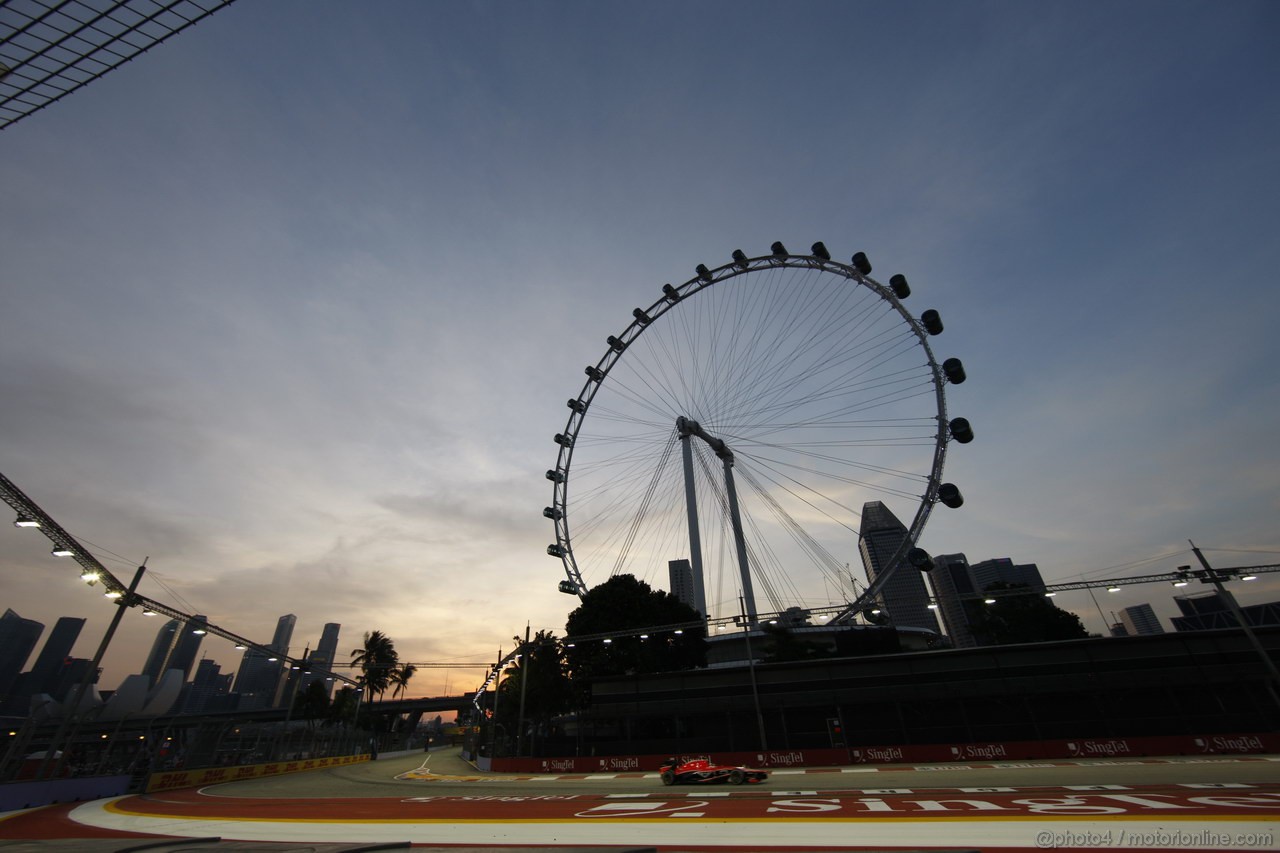 GP SINGAPORE, 20.09.2013- Prove Libere 1: Jules Bianchi (FRA) Marussia F1 Team MR02 