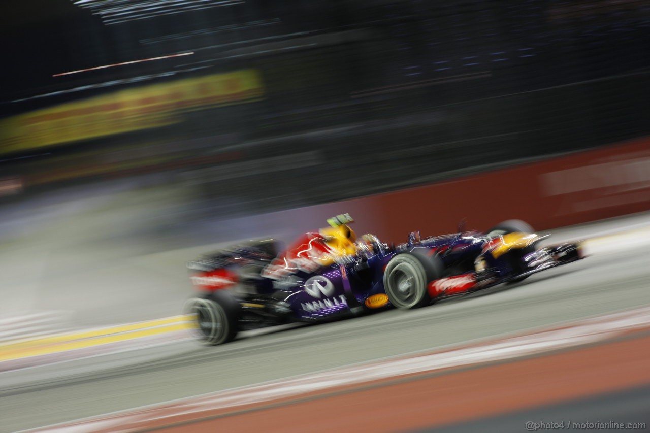 GP SINGAPORE, 20.09.2013- Prove Libere 1: Mark Webber (AUS) Red Bull Racing RB9 