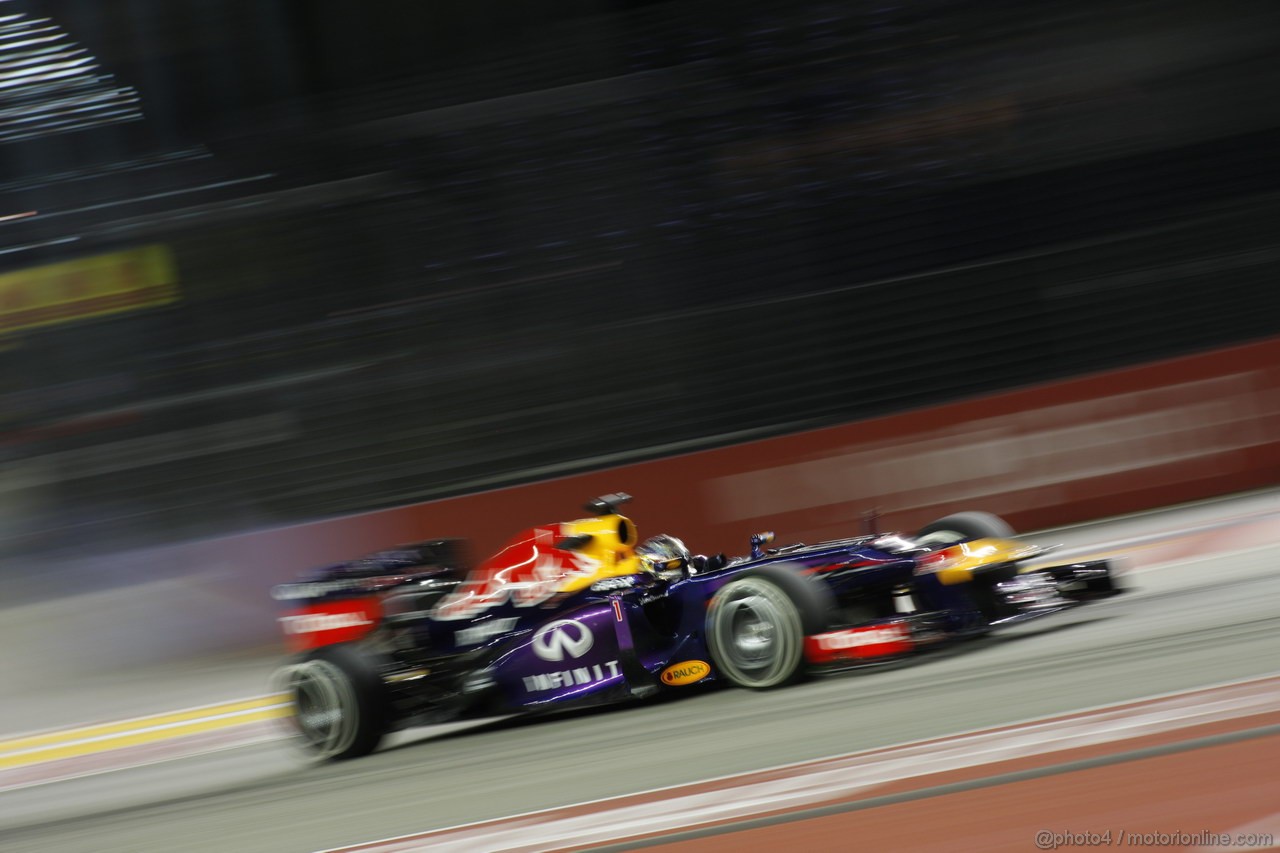 GP SINGAPORE, 20.09.2013- Prove Libere 1: Sebastian Vettel (GER) Red Bull Racing RB9 